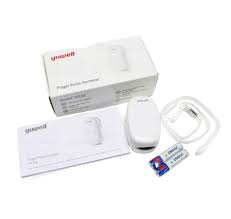 Fingertip pulse oximeter.