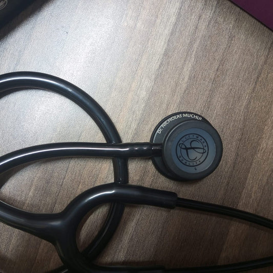 Engraved Stethoscope Littmann Classic III : A Timeless Medical Essential, Personalized.