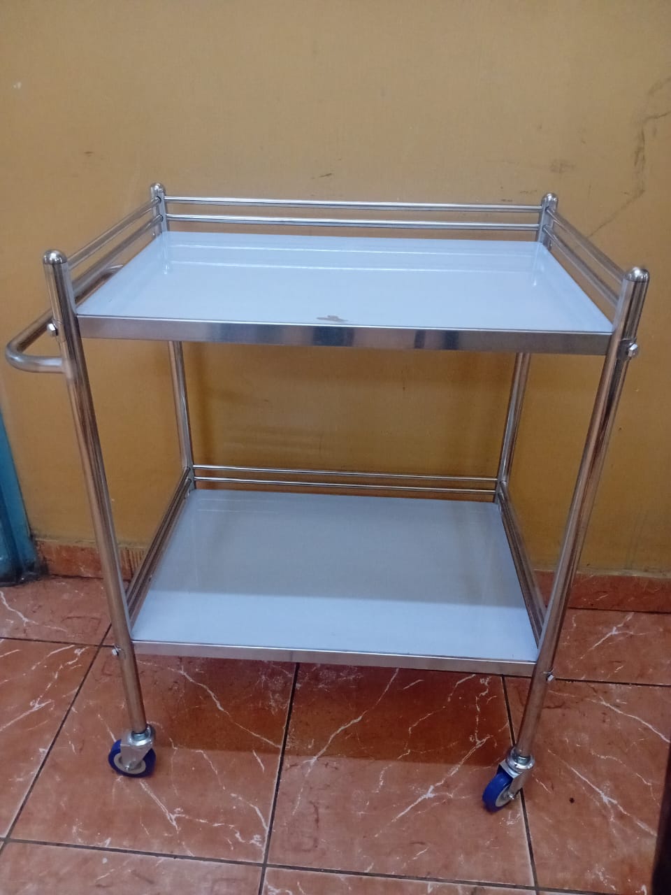 medical instrument trolley
