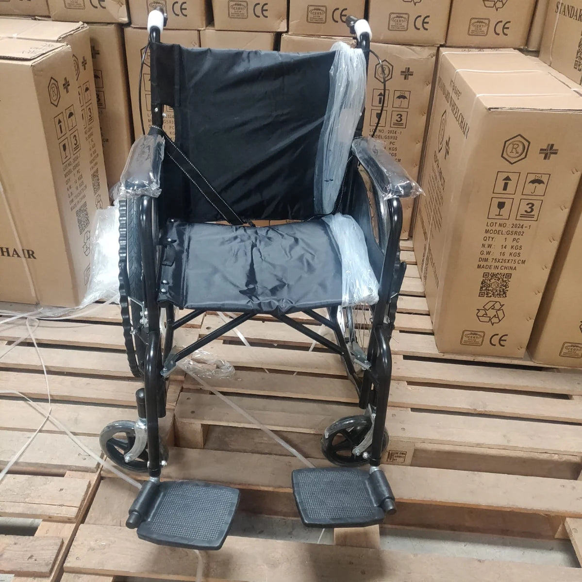 Standard wheelchair with Breaks