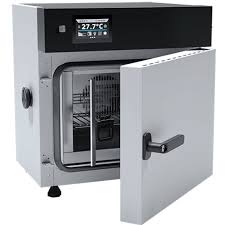 LABORATORY INCUBATOR