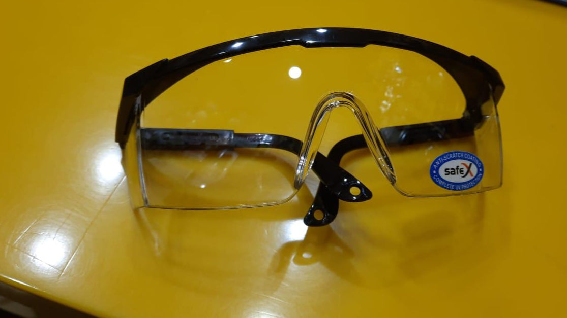 Safety goggles/ spectacles anti-scratch, 99.9%  SafeX UV Protection